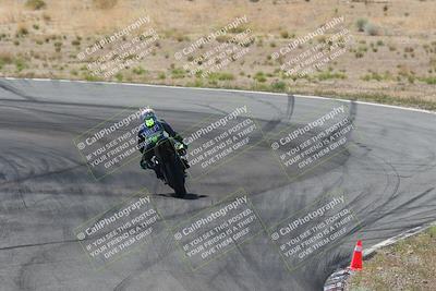 media/Apr-20-2025-AHRMA (Sun) [[393a79c373]]/Race/Group 3/Turn 4b/